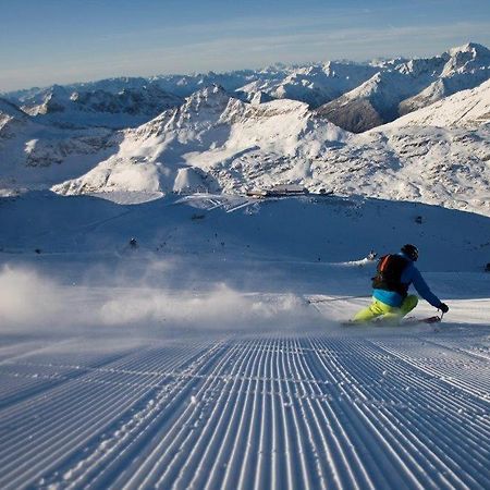 Appartementhaus Sporthotel Moelltal فلاتاش الغرفة الصورة
